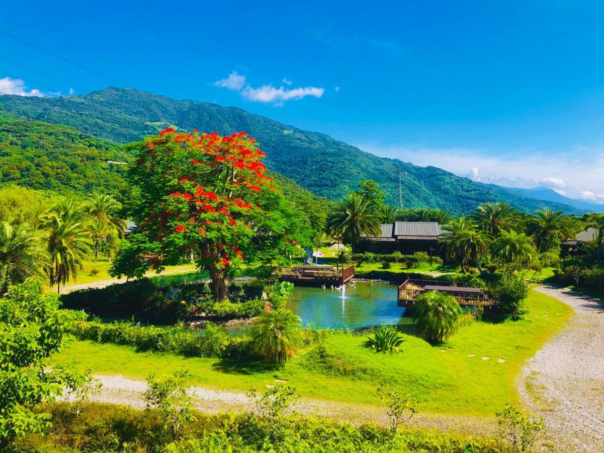 Ruisui Palm Lakes B&B Ngoại thất bức ảnh