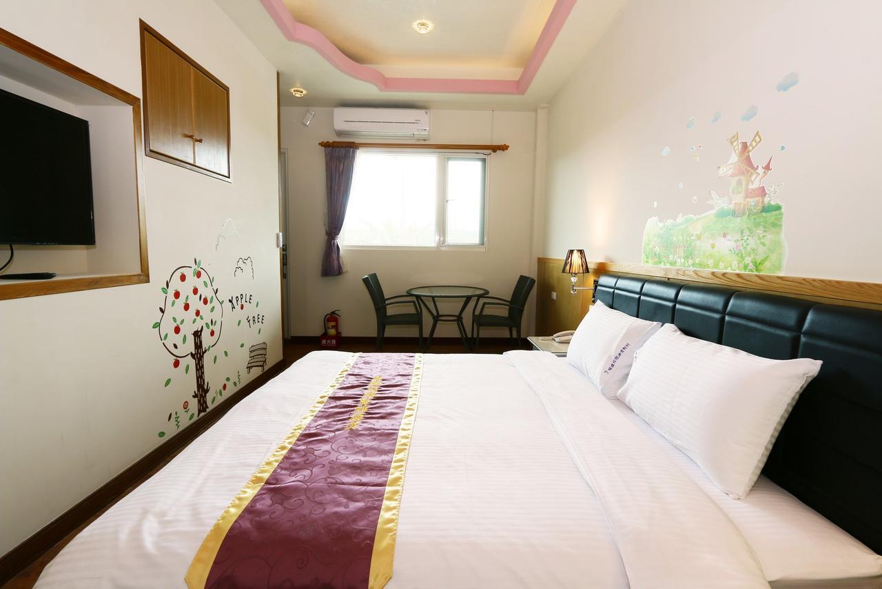 Ruisui Palm Lakes B&B Ngoại thất bức ảnh