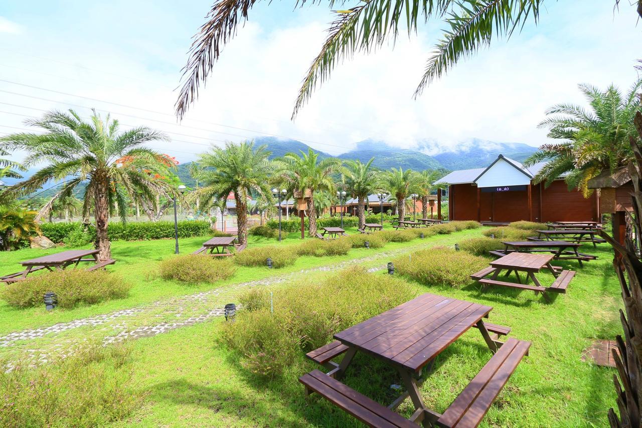 Ruisui Palm Lakes B&B Ngoại thất bức ảnh